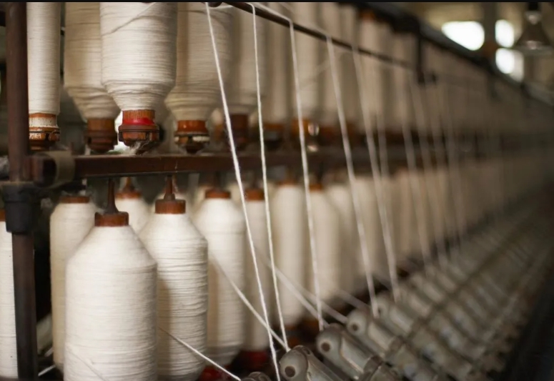 離心式空壓機紡織行業(yè)應(yīng)用